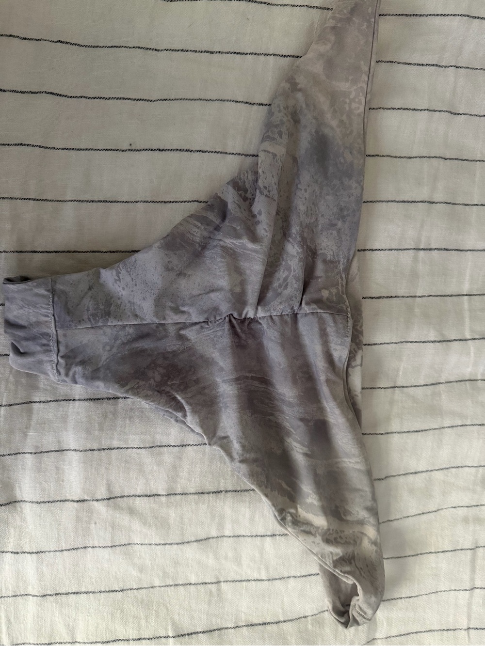 Lululemon Purple- Gray Tie-Dye Stretch Bottoms